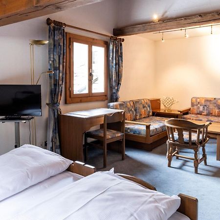 Sils Baselgia Hotel Chesa Grischa מראה חיצוני תמונה