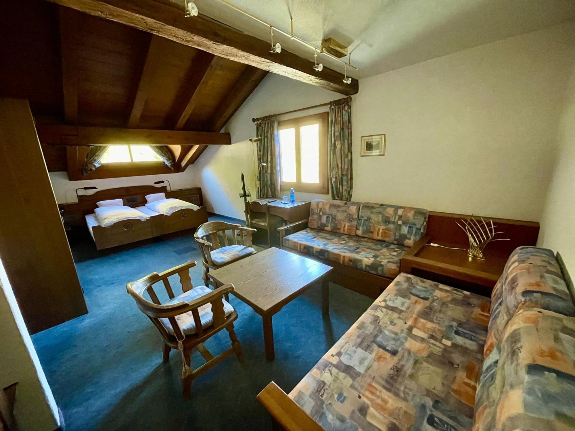 Sils Baselgia Hotel Chesa Grischa מראה חיצוני תמונה