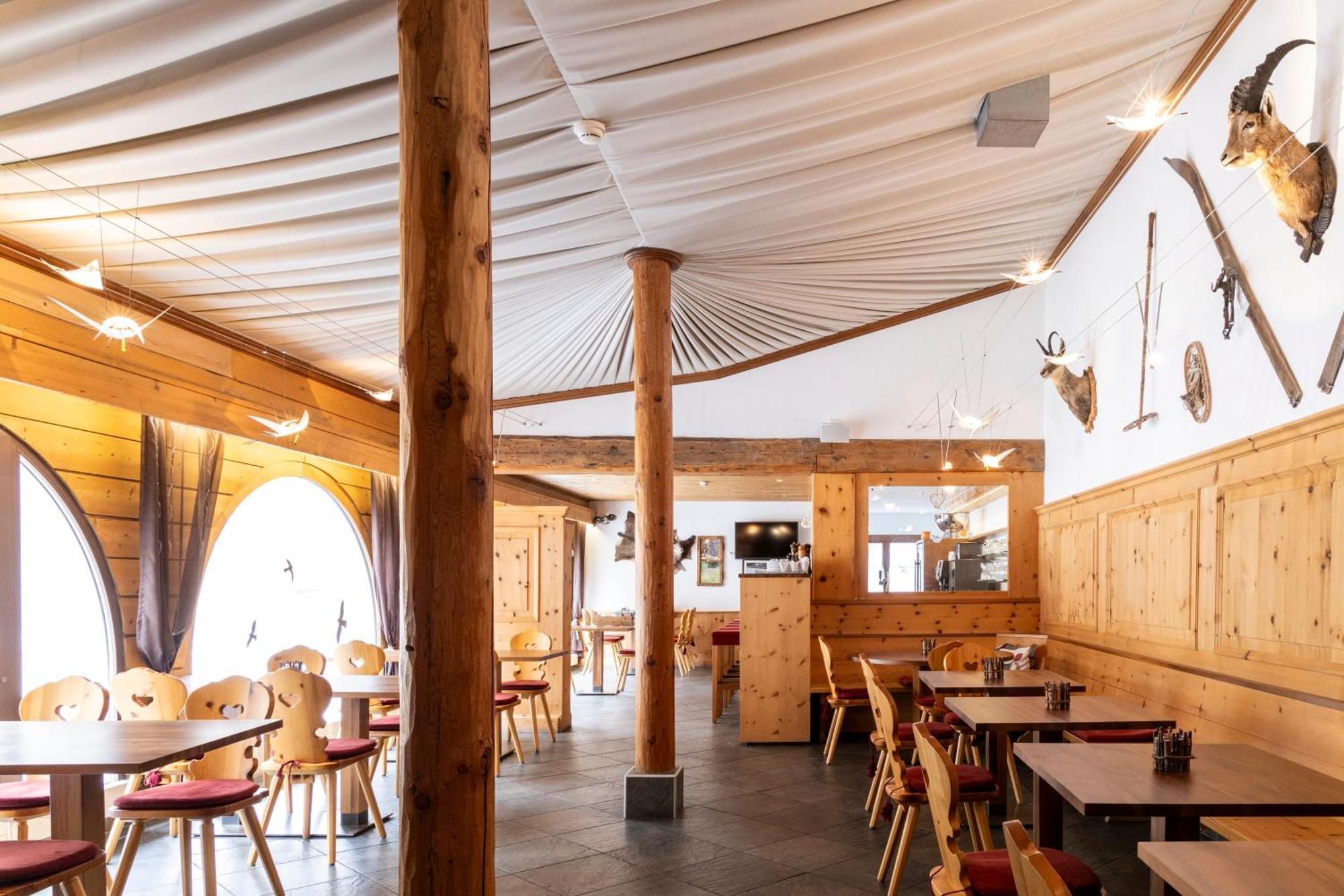 Sils Baselgia Hotel Chesa Grischa מראה חיצוני תמונה