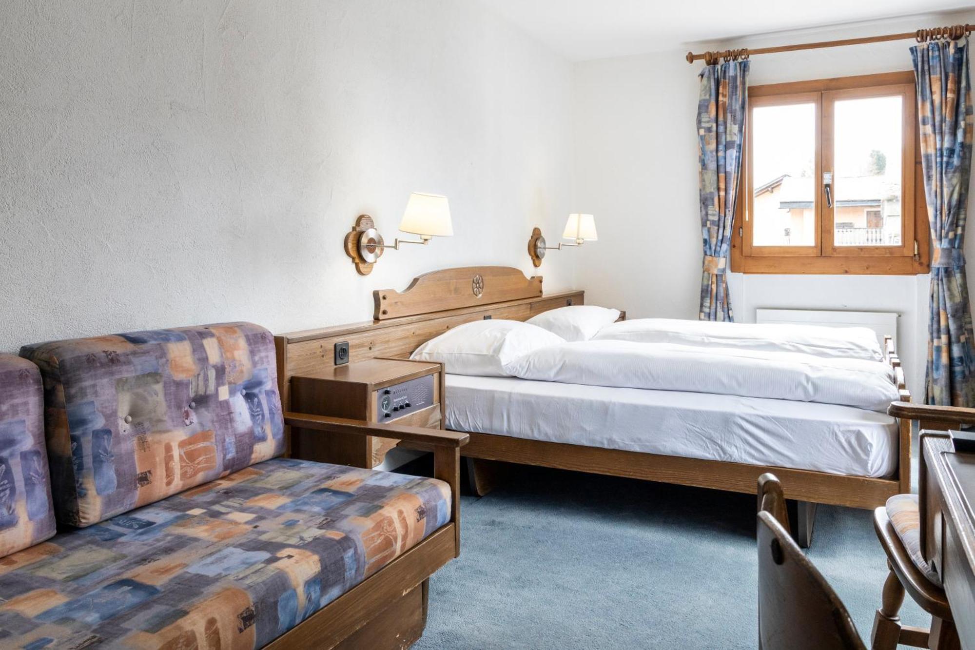 Sils Baselgia Hotel Chesa Grischa מראה חיצוני תמונה