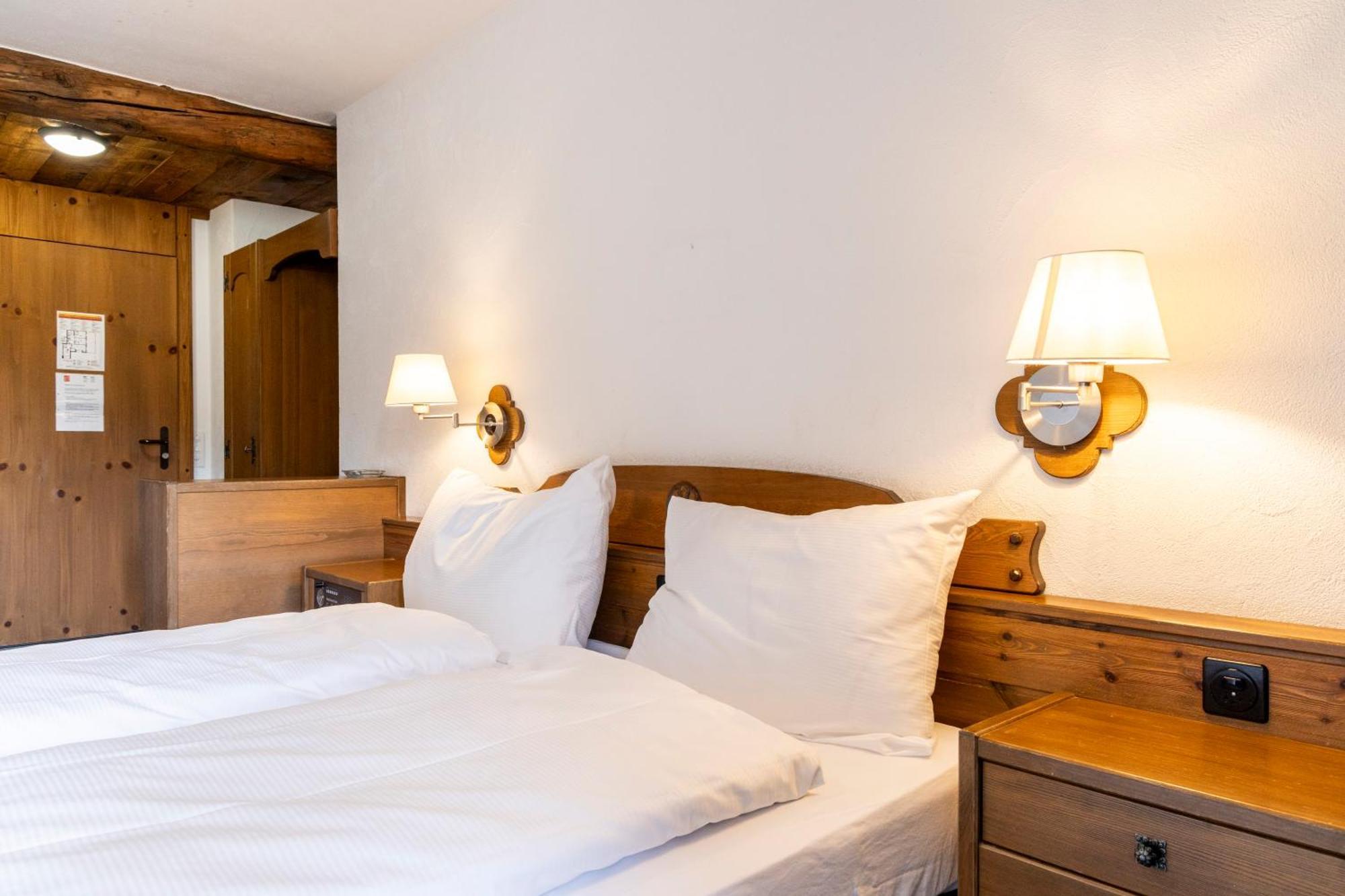 Sils Baselgia Hotel Chesa Grischa מראה חיצוני תמונה
