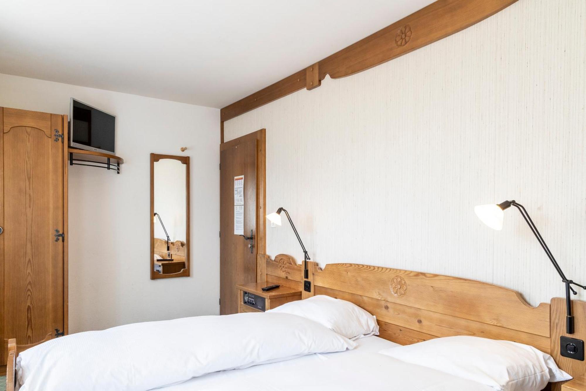 Sils Baselgia Hotel Chesa Grischa מראה חיצוני תמונה