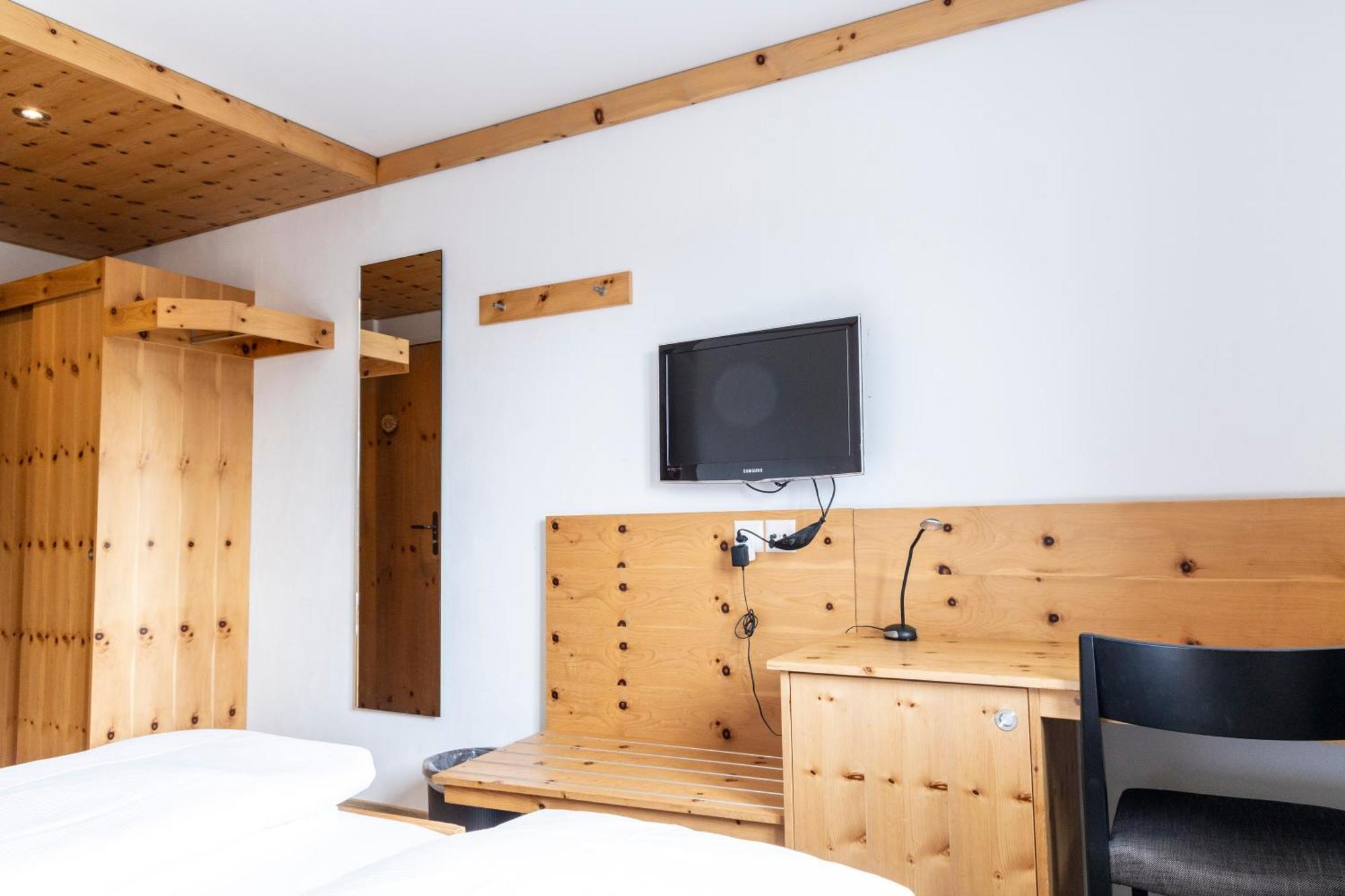 Sils Baselgia Hotel Chesa Grischa מראה חיצוני תמונה